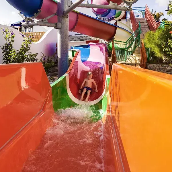 Robinson Esquinzp Playa Wasserrutsche