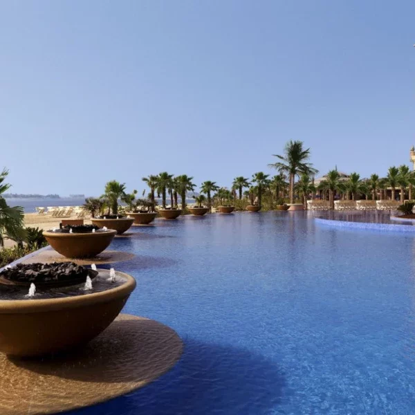 Atlantis The Palm Royal Pool