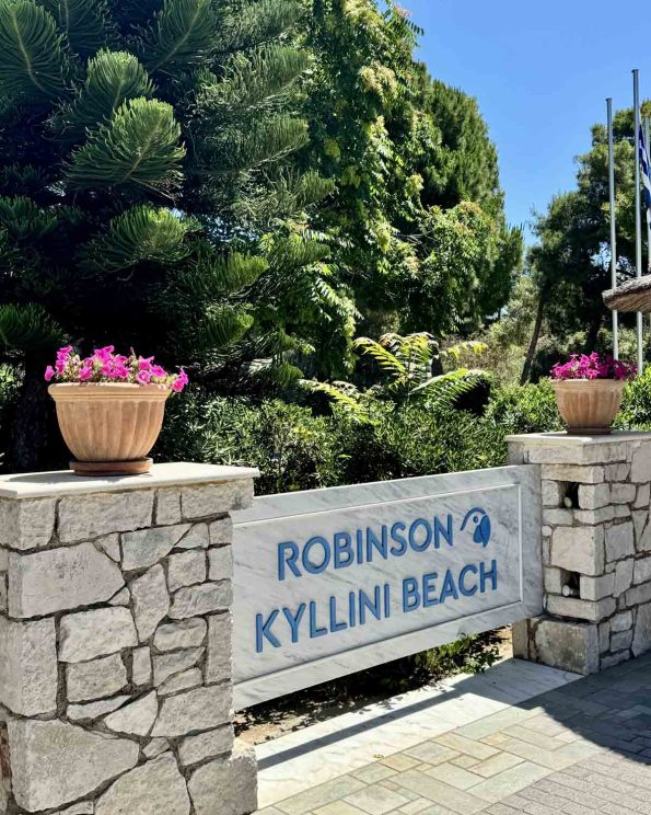Robinson Kyllini Beach Eingangsbereich